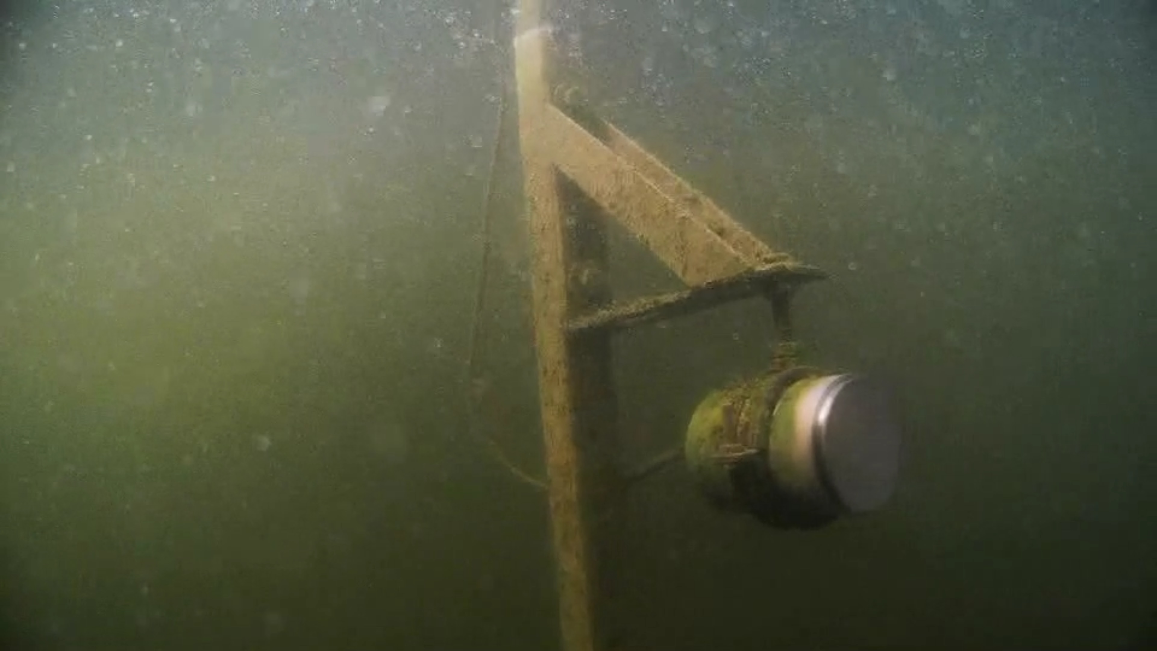 Unterwasseraufnahme der Ultraschalleinheit