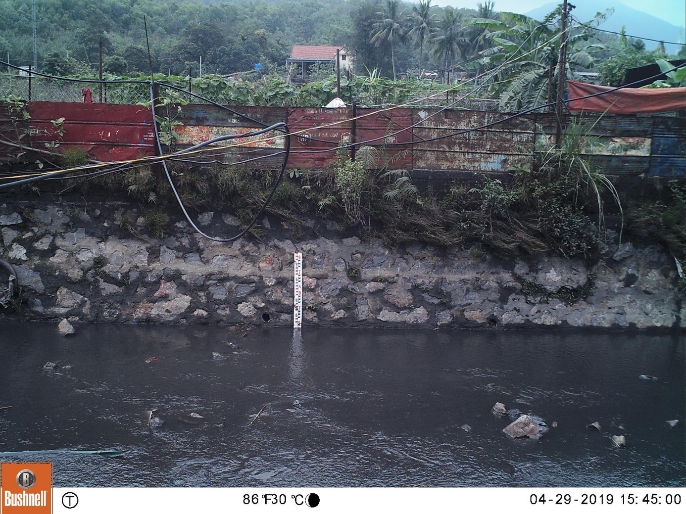 Recording of a fixed camera to record water level changes during heavy rain events in receiving waters in the mining area.