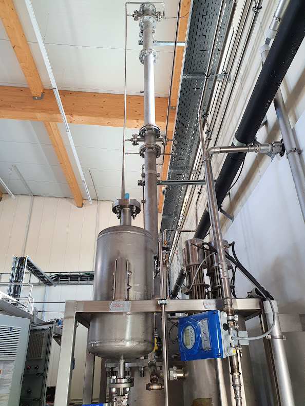 A rectifying column in the lab